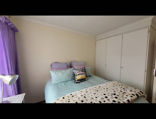 3 BEDROOM SIMPLEX RENTED IN BRACKENDOWNS